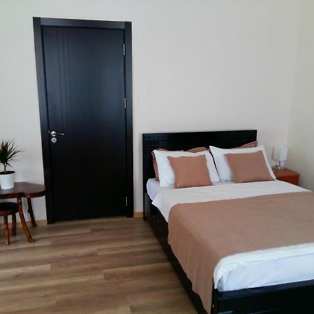 Gulo'S Home Tbilisi ภายนอก รูปภาพ