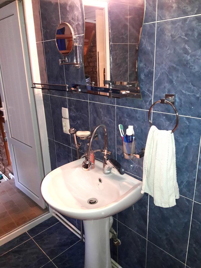 Gulo'S Home Tbilisi ภายนอก รูปภาพ